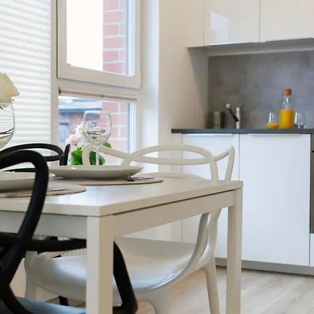 Apartment Nowa Grobla Estate Near Starowka By Renters *