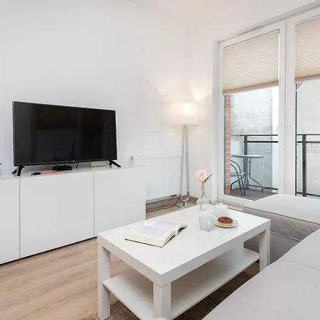 Nowa Grobla Estate Near Starowka By Renters アパート *